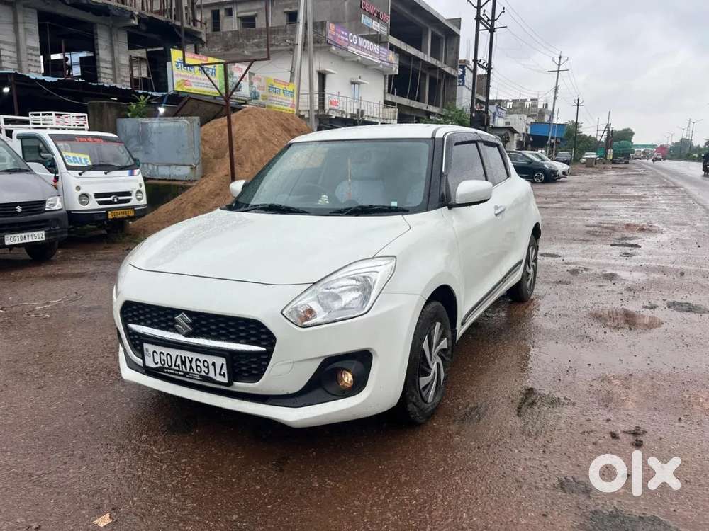 Maruti Suzuki Swift Vxi, 2022, Petrol