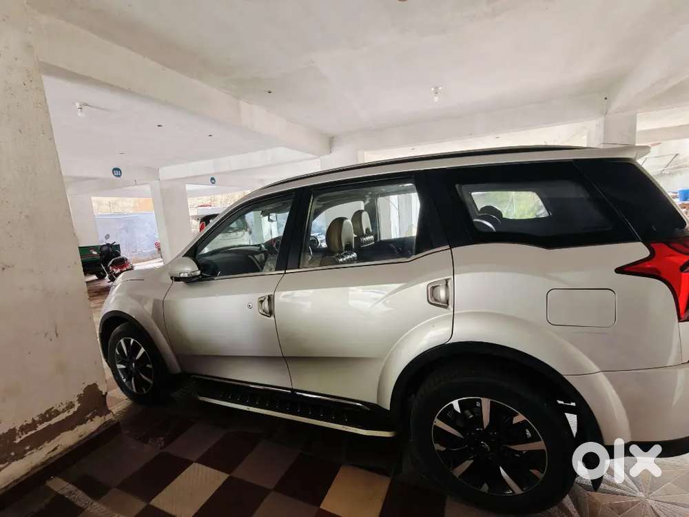 Mahindra Xuv500 W11 (o) Diesel