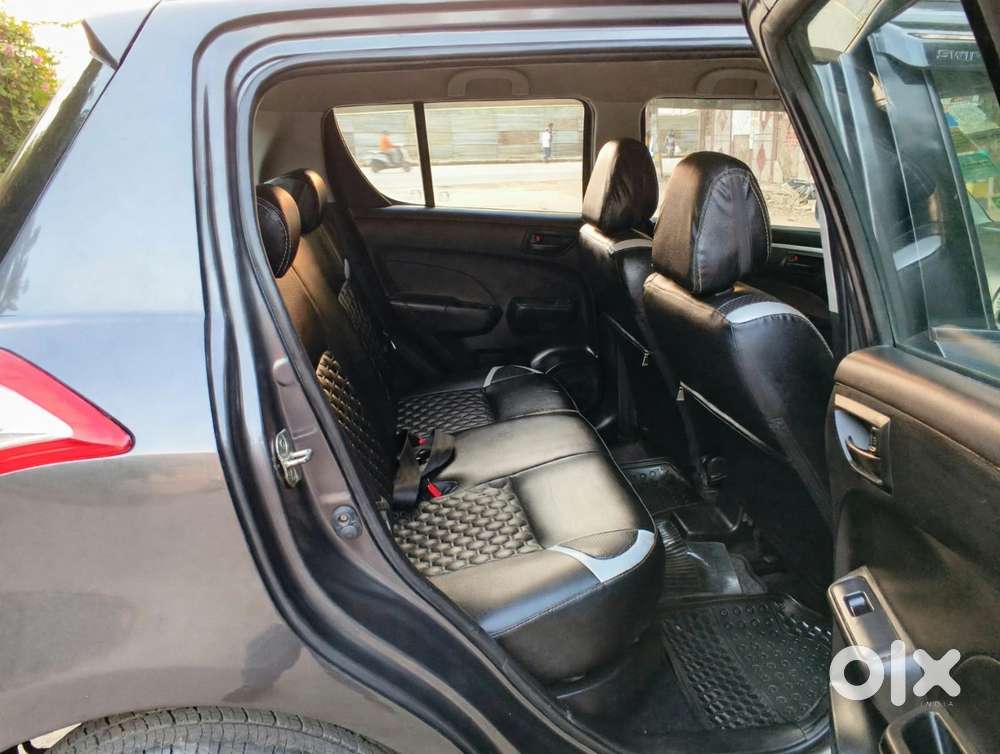 Maruti Suzuki Swift 1.2 Dlx, 2017, Petrol
