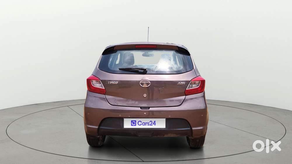 Tata Tiago 1.2 Revotron Xza, 2018, Petrol