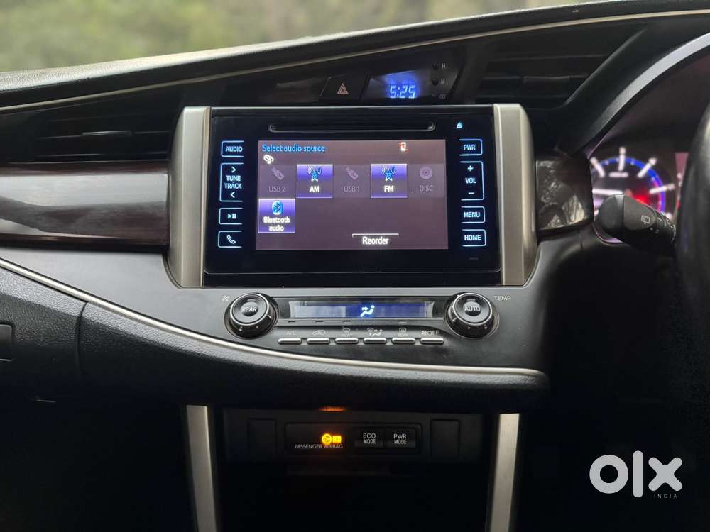 Toyota Innova Crysta