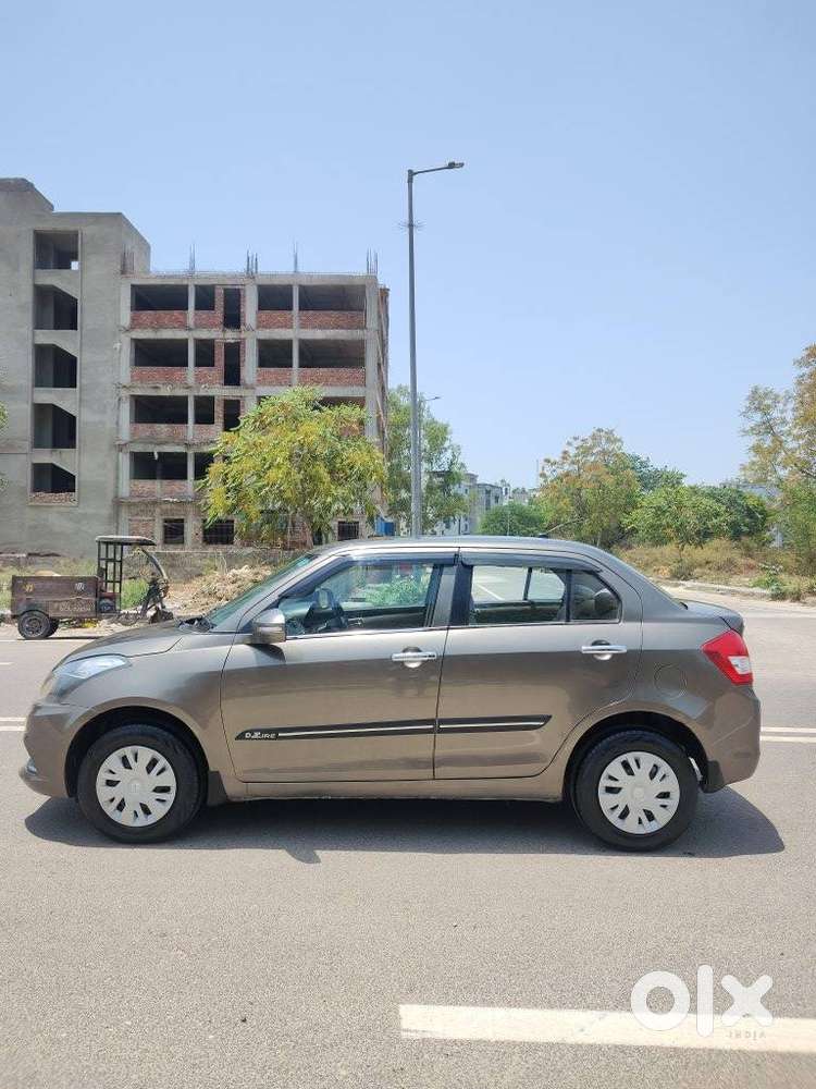 Maruti Suzuki Dzire 1.2 Vxi, 2016, Cng & Hybrids