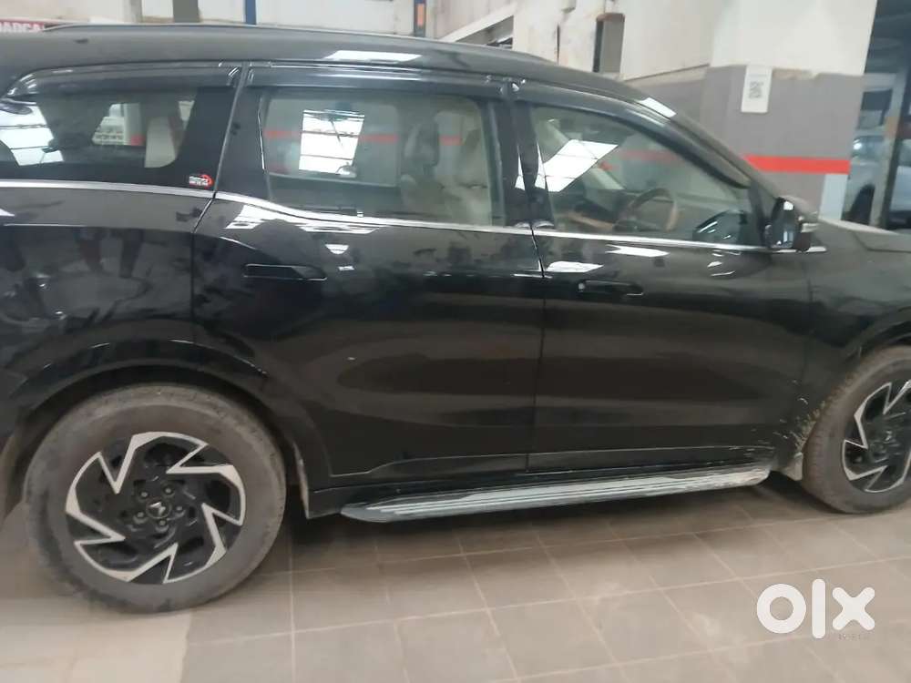 Mahindra Xuv700 Ax7 2026
