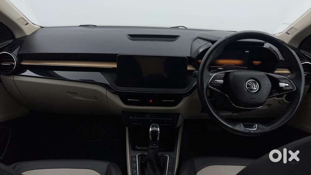 Skoda Slavia Style 1.5l Tsi Dsg, 2023, Petrol