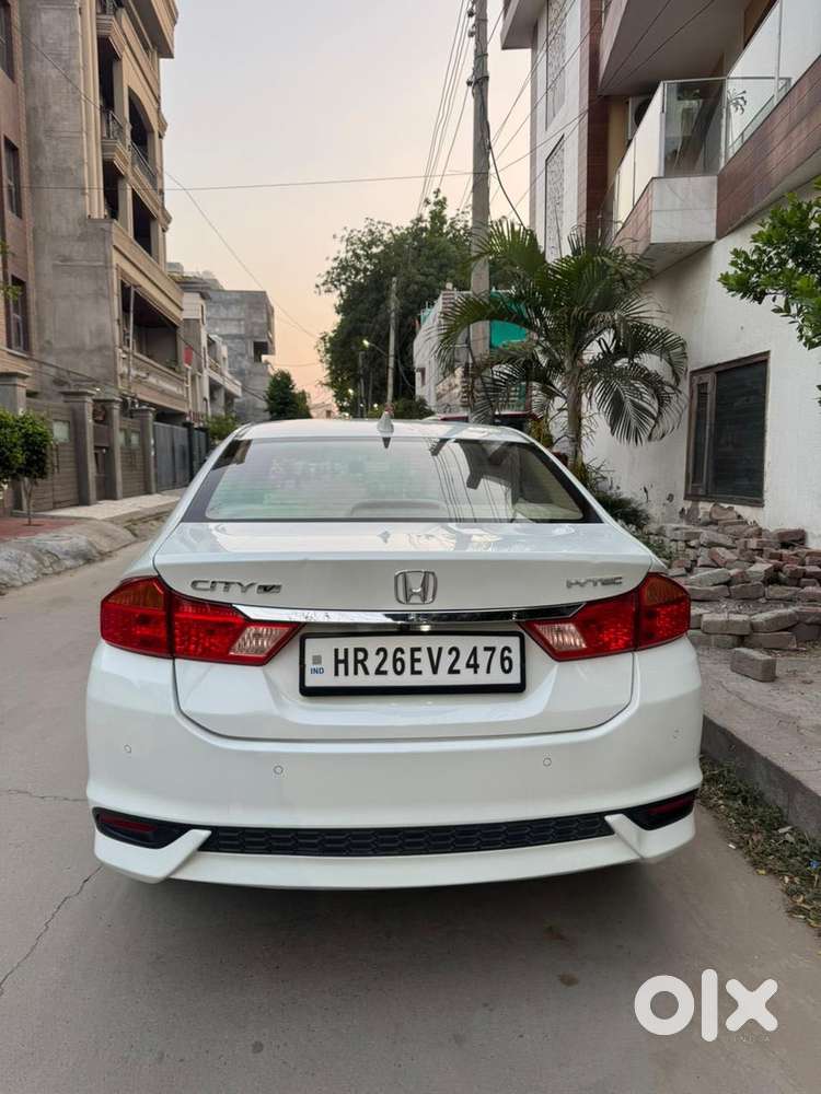 Honda City V Mt Exclusive, 2022, Petrol