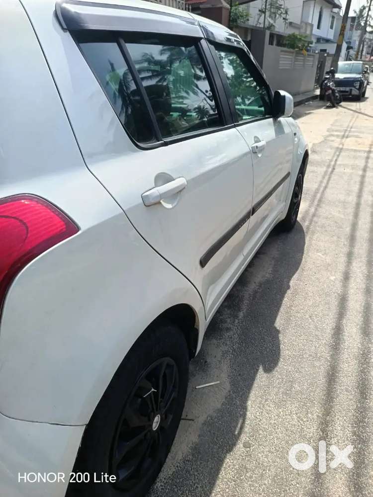 Swift Maruti Suzuki Vxi 2009 Year