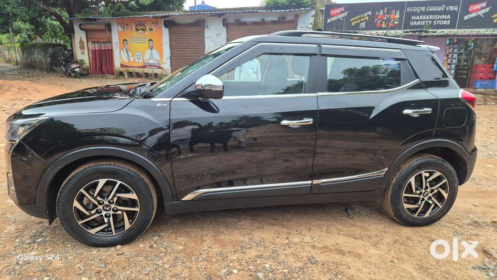 Mahindra Xuv300 W8 Option, 2023, Petrol