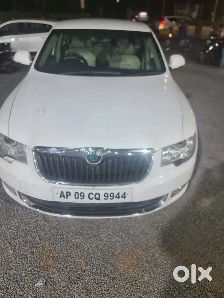 Skoda Superb 2012 Diesel 162583 Km Driven