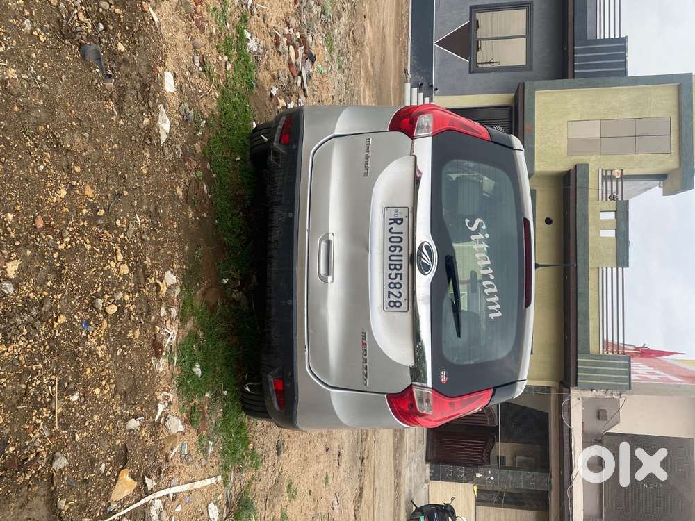 Mahindra Marazzo M6 7str