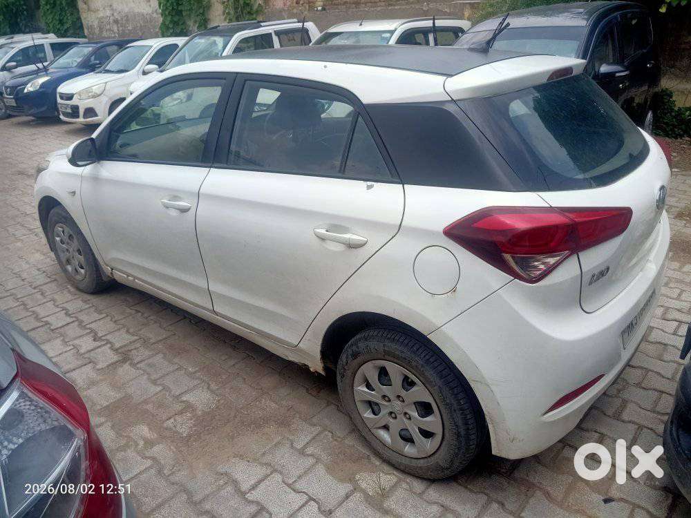 Hyundai Elite I20 Magna 1.2 Mt, 2015, Cng & Hybrids