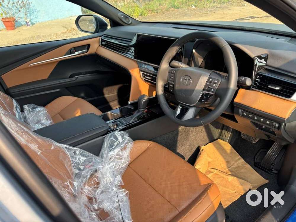 Toyota Camry 2.5l Automatic, 2026, Petrol