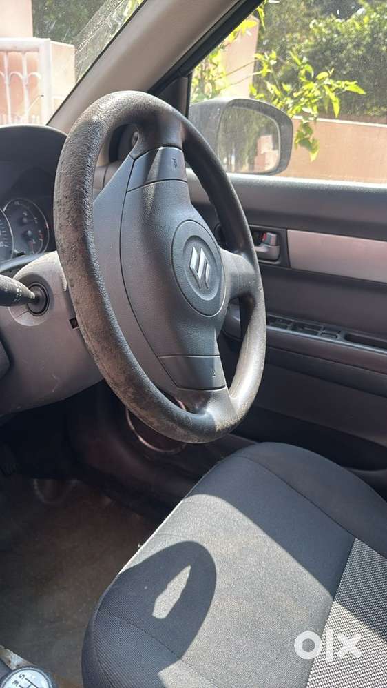 Maruti Suzuki Swift 2009 Diesel 127000 Km Driven