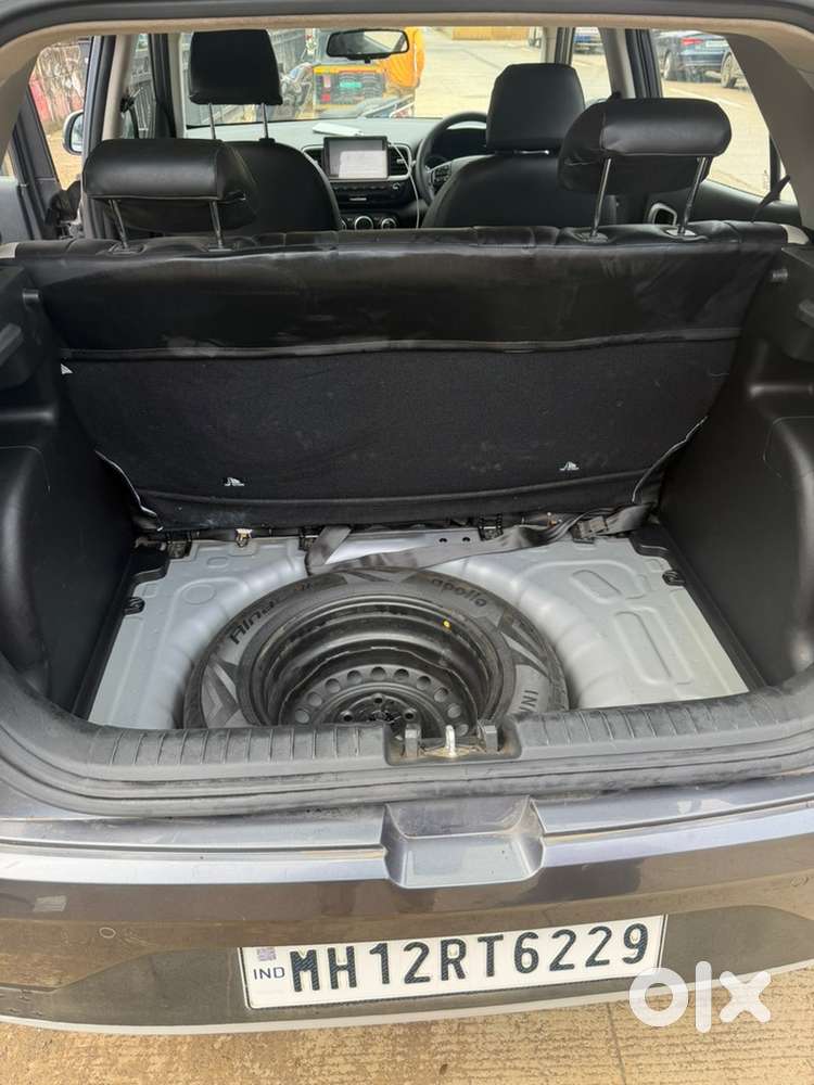 Hyundai Venue Petrol 2019