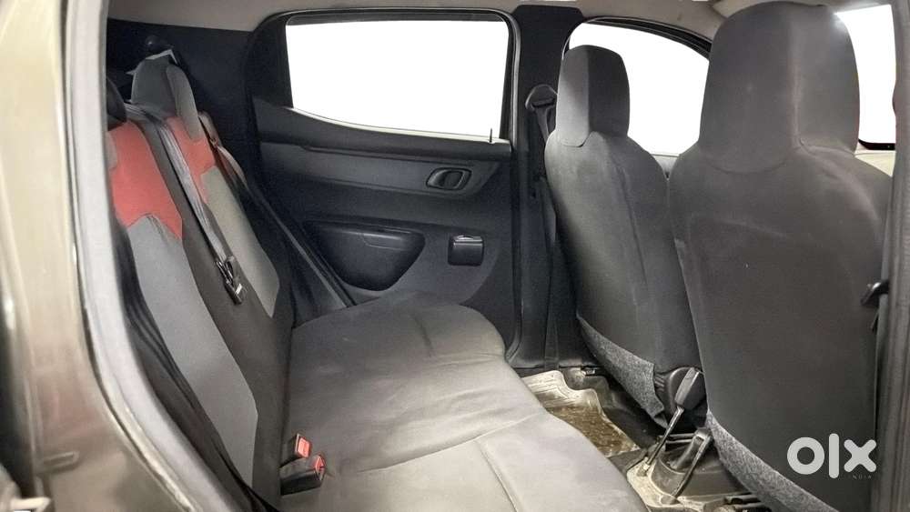 Renault Kwid Rxt, 2017, Petrol