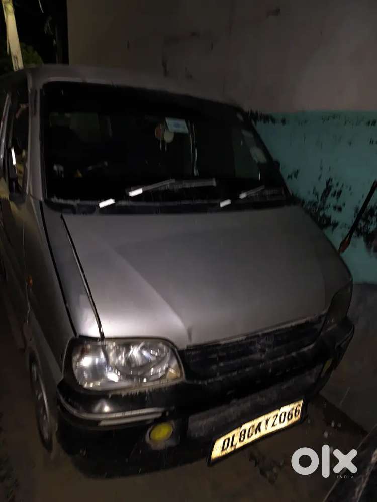 Gaddi Ok He Baas Bhr Se Thoda Kaam He Tyre Bhi Naye Hee