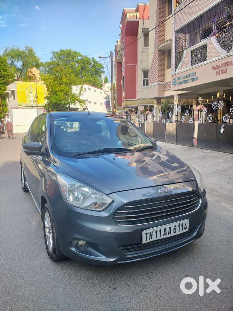 Ford Figo Titanium Petrol 2017