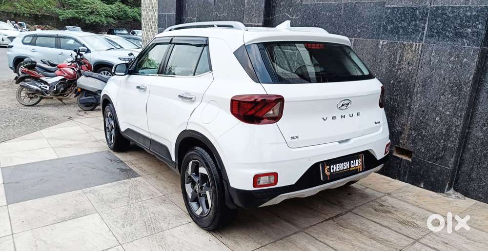 Hyundai Venue Sx Plus Turbo Dct, 2021, Petrol