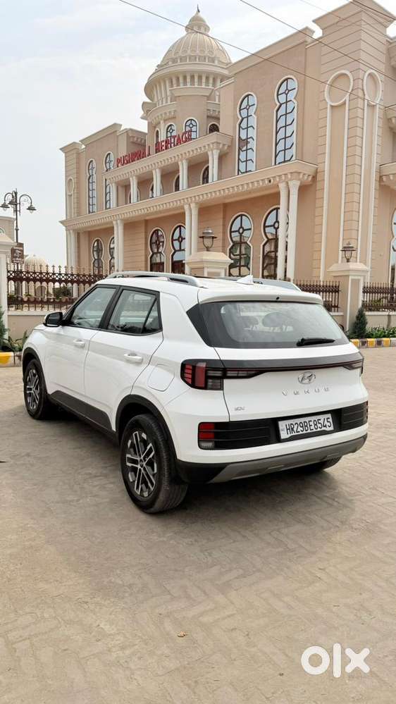 Hyundai Venue Sx Dual Tone Diesel, 2025, Diesel