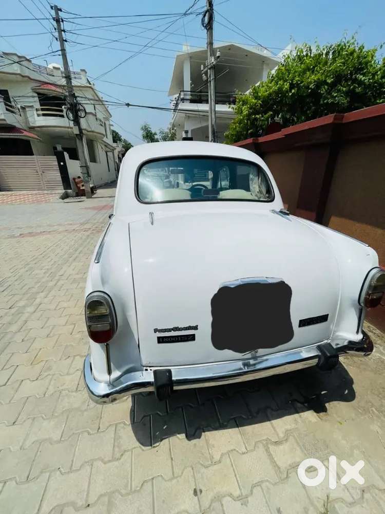 Ambassador Avigo Petrol Manual 2009 Car