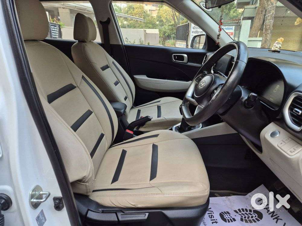 Hyundai Venue Sx Dual Tone Diesel, 2023, Diesel