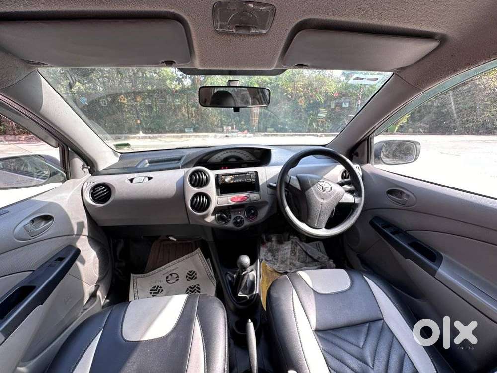 Toyota Etios Liva 2011-2012 G, 2011, Cng & Hybrids