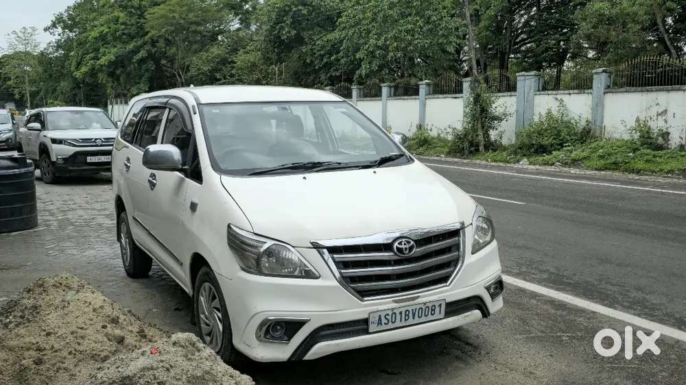 Personal Used Innova, Low Maintenance Car.. Existent Condition,