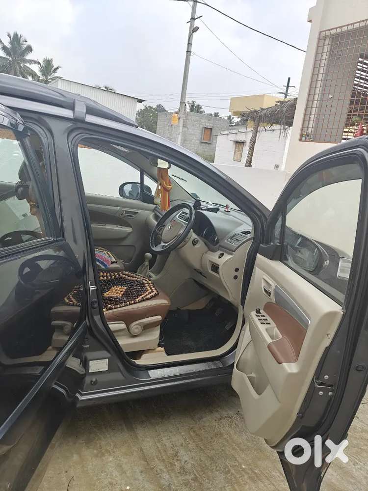 Maruti Suzuki Ertiga 2017 Petrol 62300 Km Driven