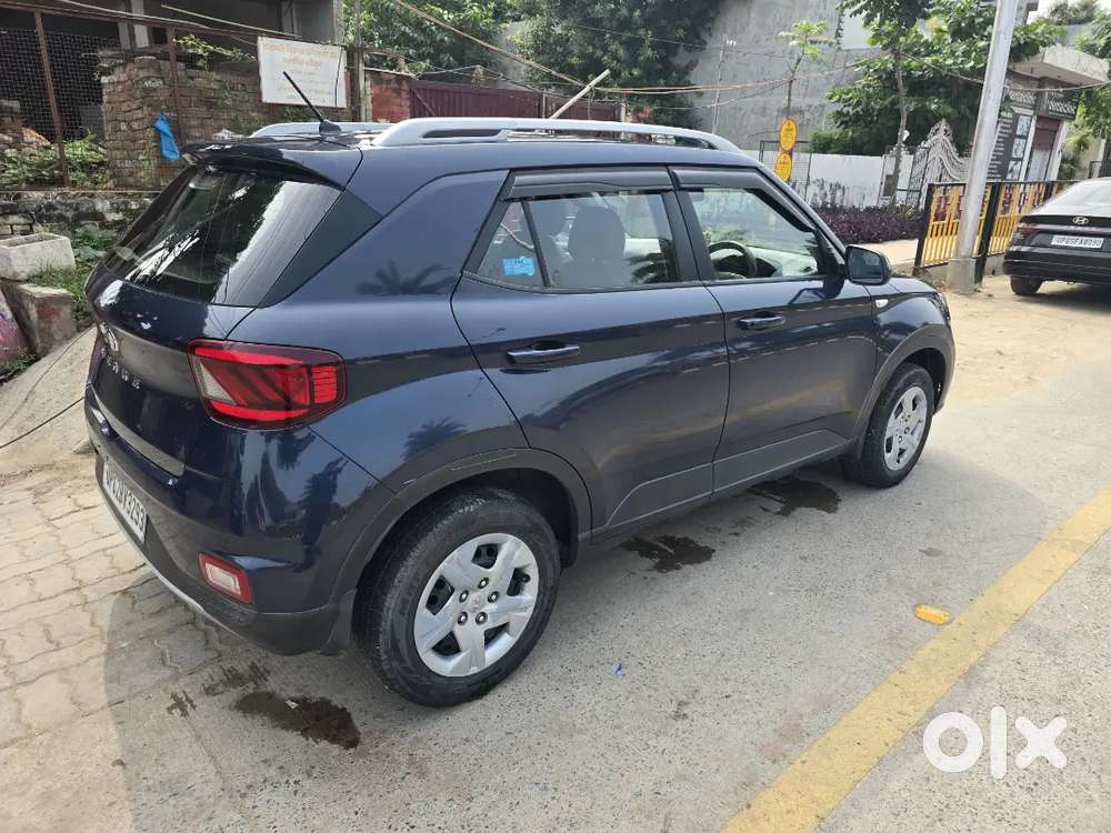 Hyundai Venue 2019 / 1.4diesel Awesome Condition,  Mileage  27kmpl
