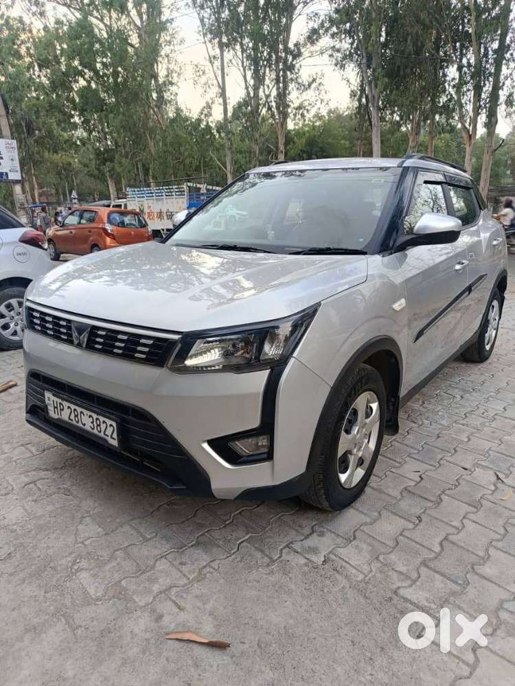 Mahindra Xuv300 W6, 2023, Petrol