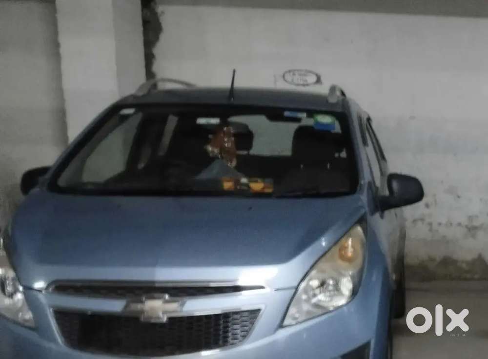 Chevrolet Beat Petrol 2013