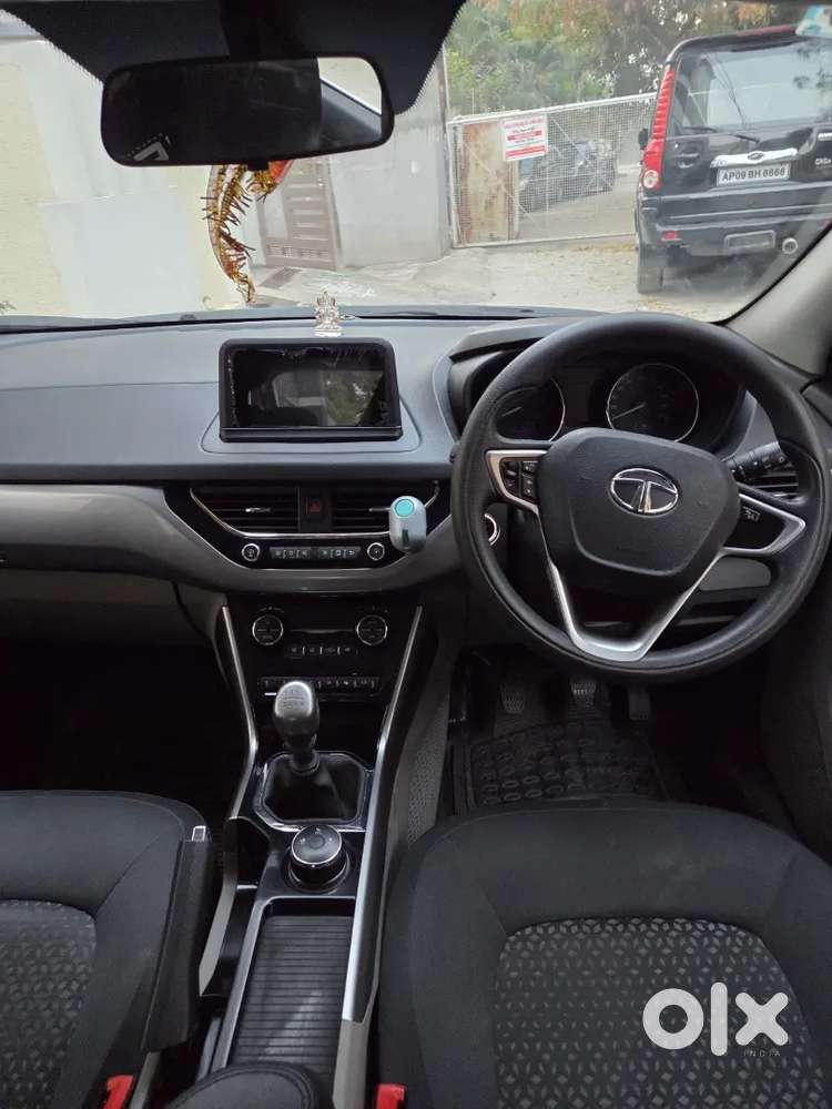 Tata Nexon Petrol 30000 Km Driven Well Maintained