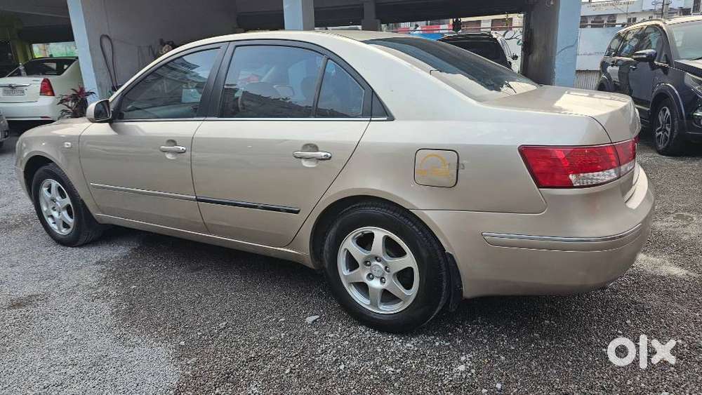Hyundai Sonata Embera 2.4 Mt Fabric, 2007, Petrol