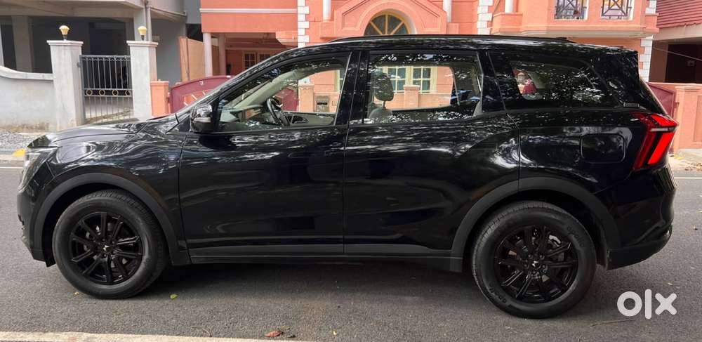 Mahindra Xuv700 2.0 Ax 7 Petrol At Luxury Pack Str, 2024, Petrol