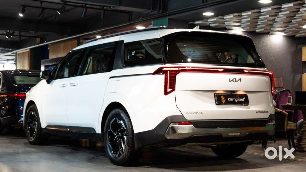 Kia Carnival Limousine Plus 7 Str, 2025, Diesel