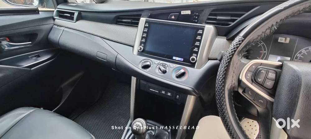 Toyota Innova Crysta 2.4 G Mt 8s, 2024, Diesel