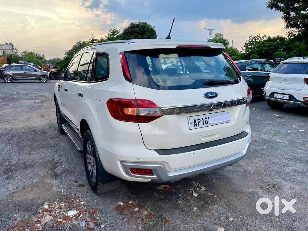 Ford Endeavour 3.2 Titanium At 4x4, 2017, Diesel