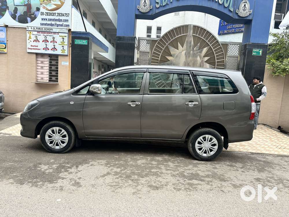 Toyota Innova 2.5 G (diesel) 8 Seater, 2010, Diesel