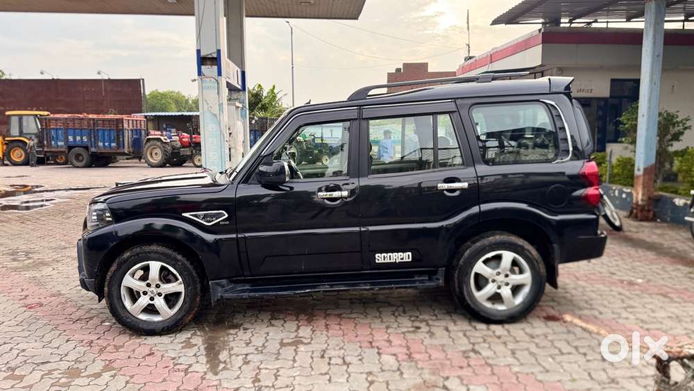 Mahindra Scorpio Diesel 99000 Km Driven