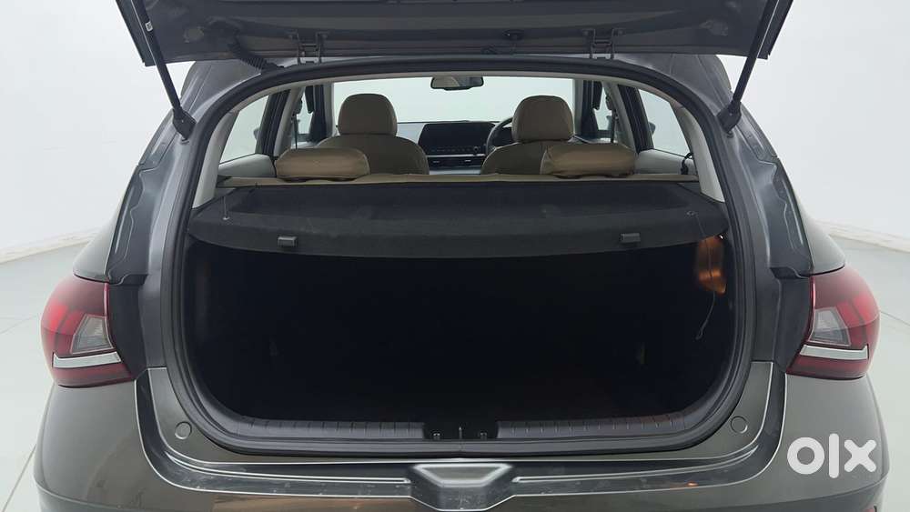Hyundai New I20 1.2 Asta (o) Ivt, 2024, Petrol