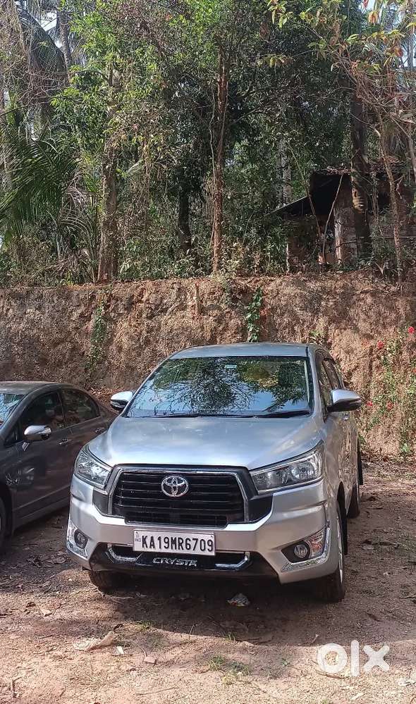 Toyota Innova Crysta 2019 Diesel Well Maintained