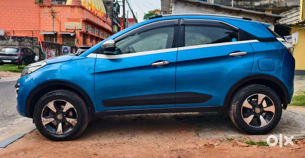 Tata Nexon 1.2 Revotron Xz Plus, 2017, Petrol