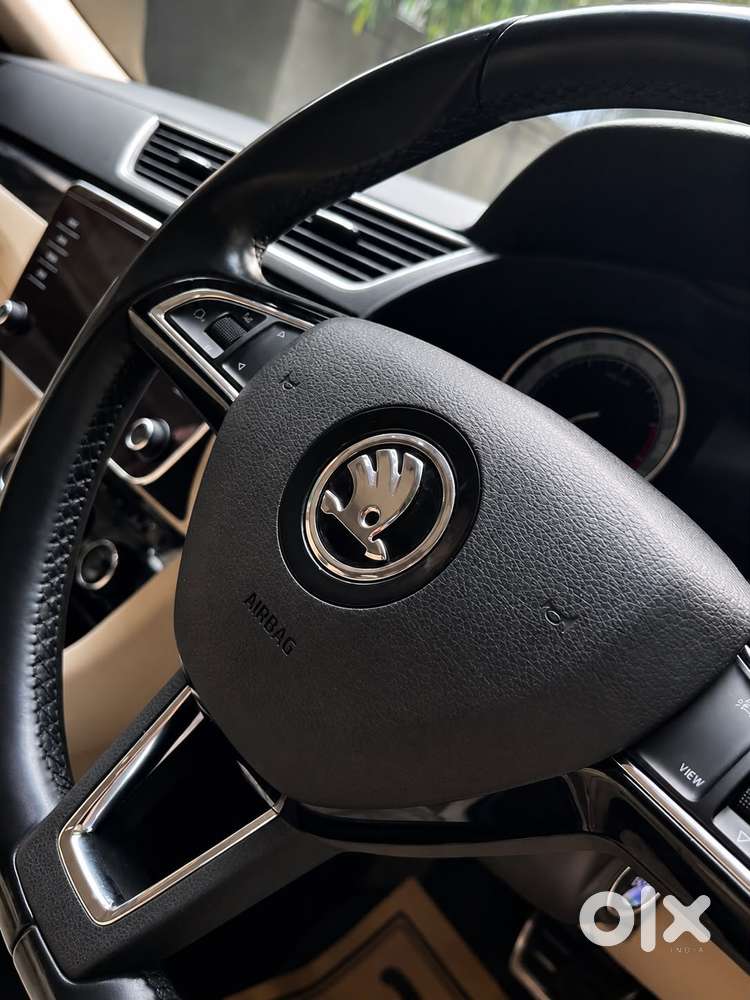 Skoda Superb 2.0 L&k Tsi At, 2020, Petrol