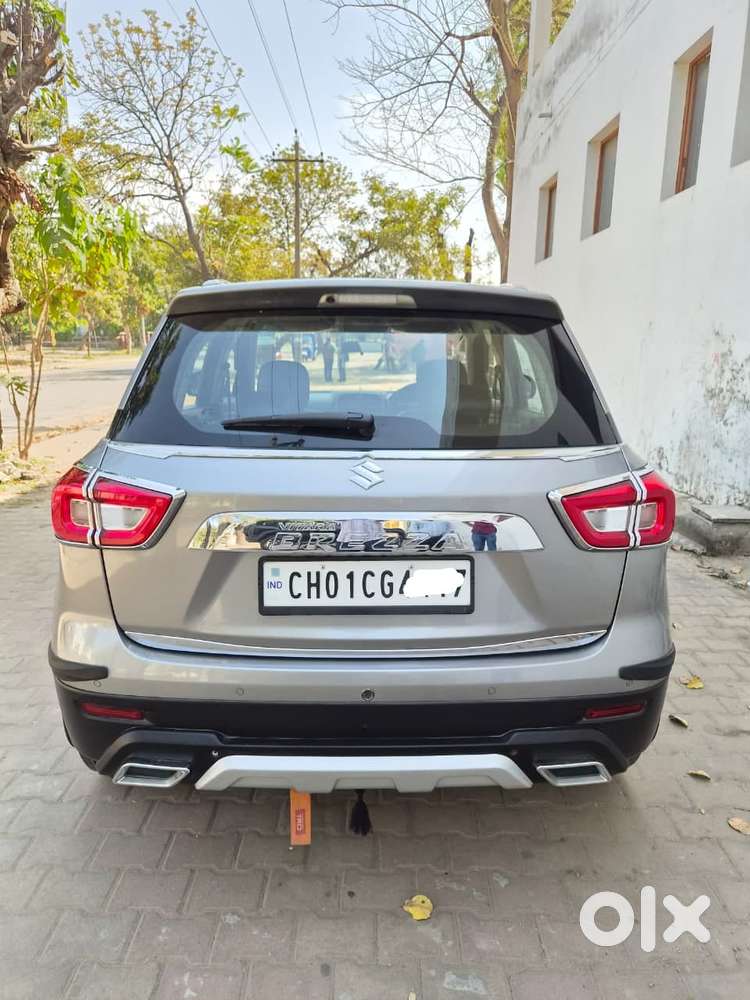 Maruti Suzuki Brezza 1.5 Zxi Plus Smart Hybrid Dual Tone, 2022, Petr..