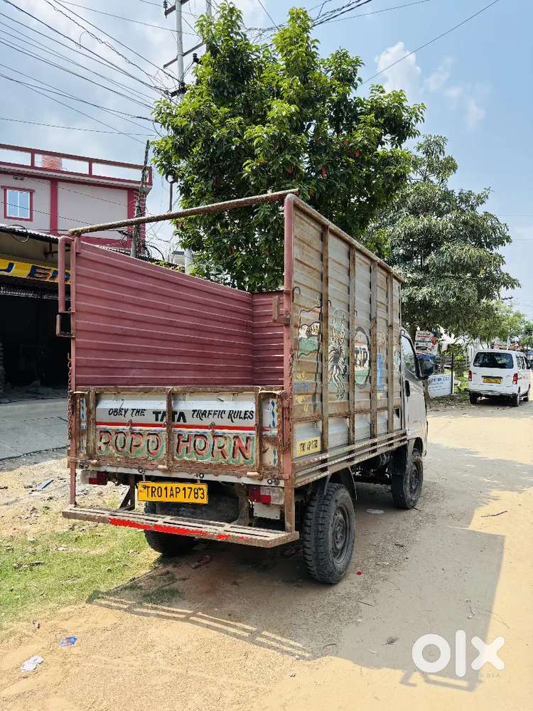 Tata Intra V10 Bs6 Diesel Manual .  Engine 2 Cylinder 798cc 44hp