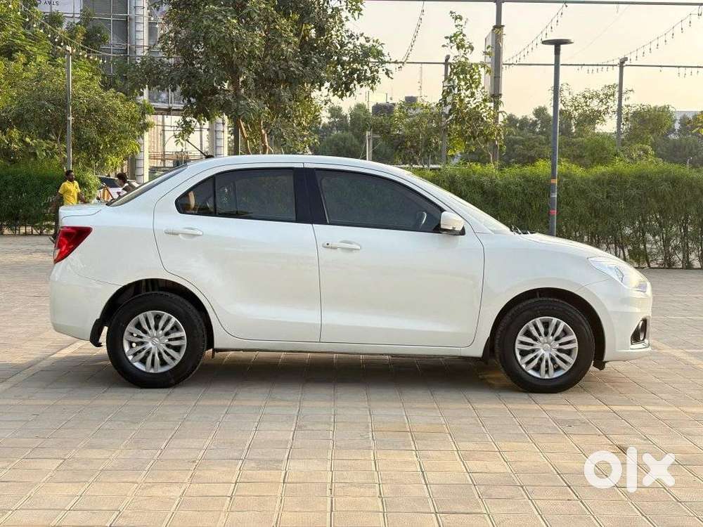 Maruti Suzuki Swift Dzire Vxi(o) Mt, 2022, Petrol