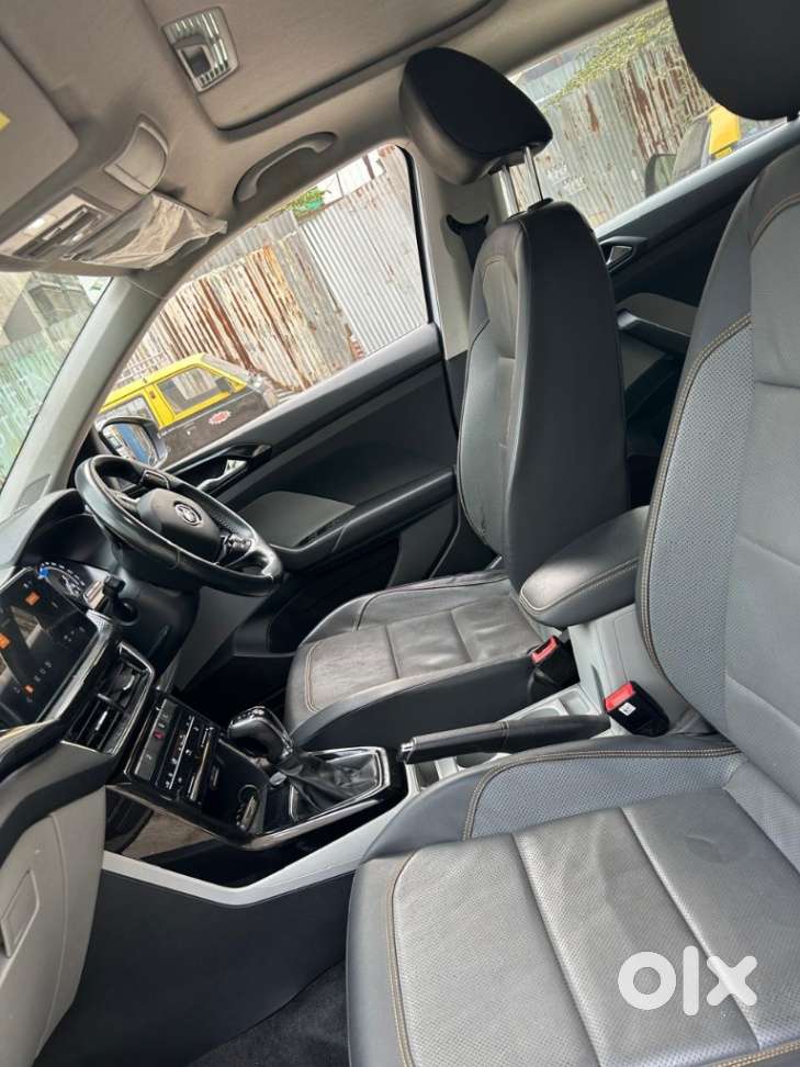Skoda Kushaq 1.0 Tsi Style At, 2022, Petrol