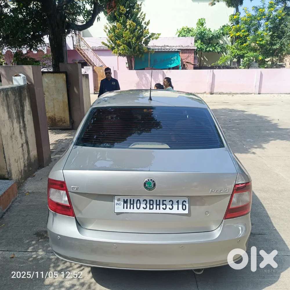 Skoda Rapid 2012 Diesel 85000 Km Driven