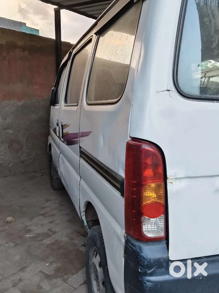 Maruti Suzuki Eeco 2016