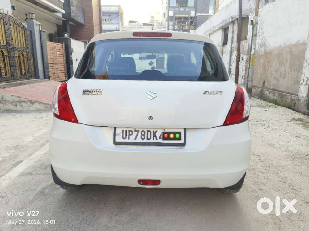 Maruti Suzuki Swift Vxi + Manual, 2014, Petrol
