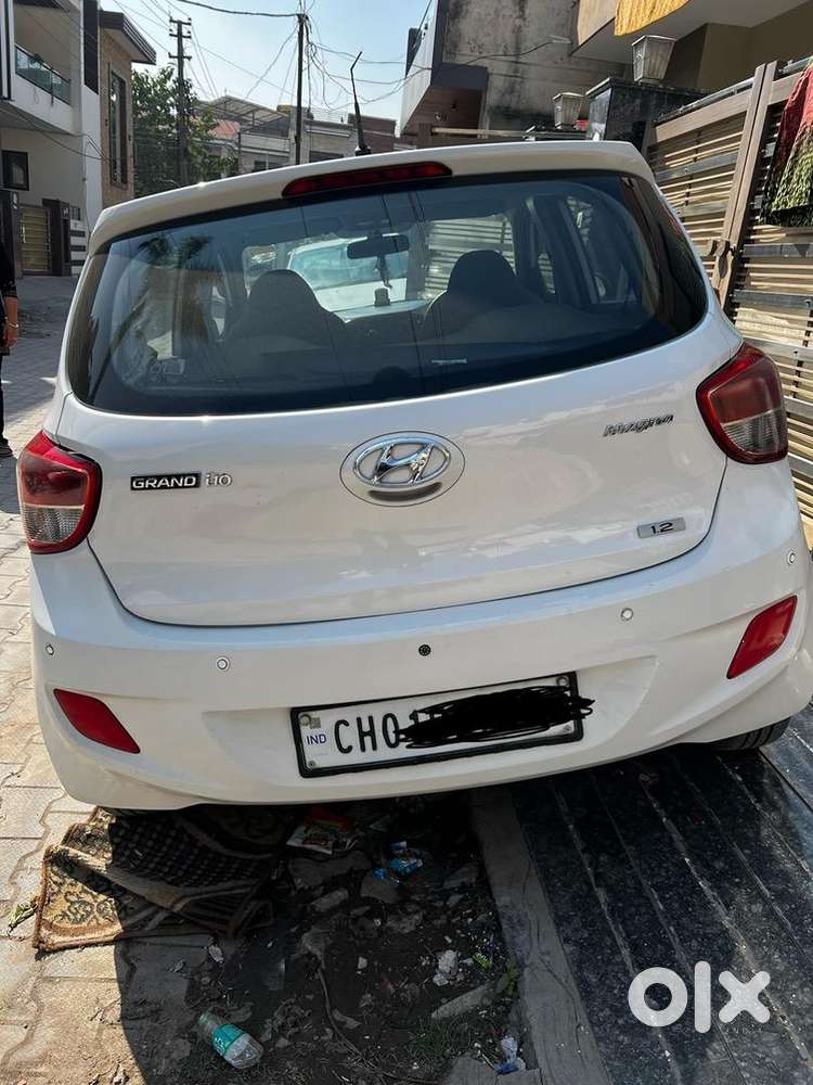 Hyundai Grand I10 2015 Petrol 63000 Km Driven